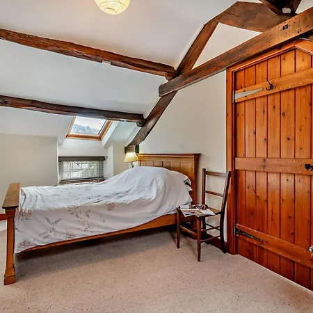 3 Bed In 94346 * Threlkeld